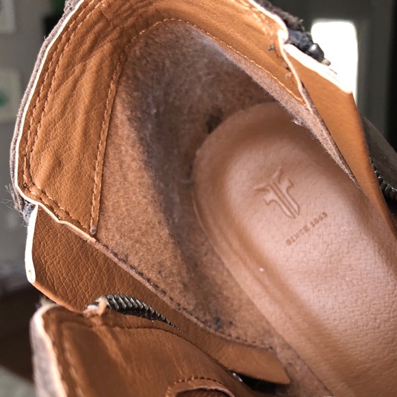 Frye Judith brown leather zip up ankle booties - Picture 16 of 16